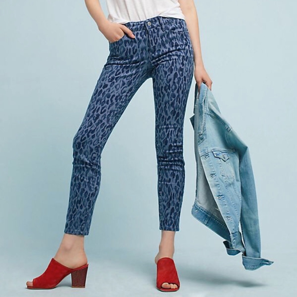 👖Pilcro Mid-rise skinny jeans